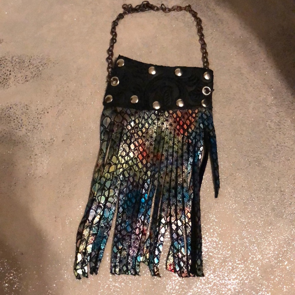 Mermaid leather choker - Picture 3 of 5